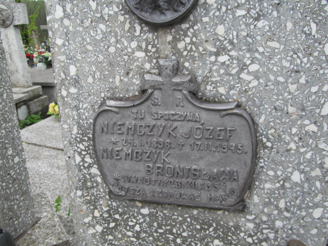 Józef Niemczyk 1898 Rymanów - Grobonet - Wyszukiwarka osób pochowanych