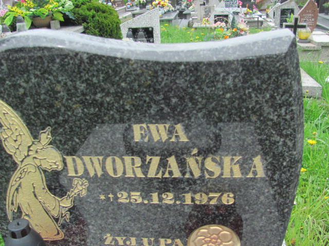 Ewa Dworzańska 1976 Rymanów - Grobonet - Wyszukiwarka osób pochowanych